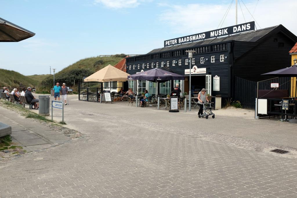 Lokken Hostel Buitenkant foto